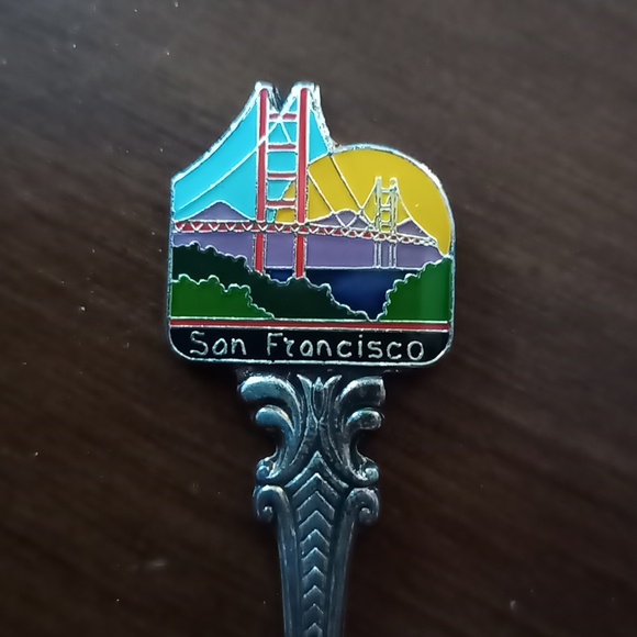 Vintage 1970s-80s San Francisco Golden Gate Bridge Collectors World Silver Spoon - Picture 5 of 5